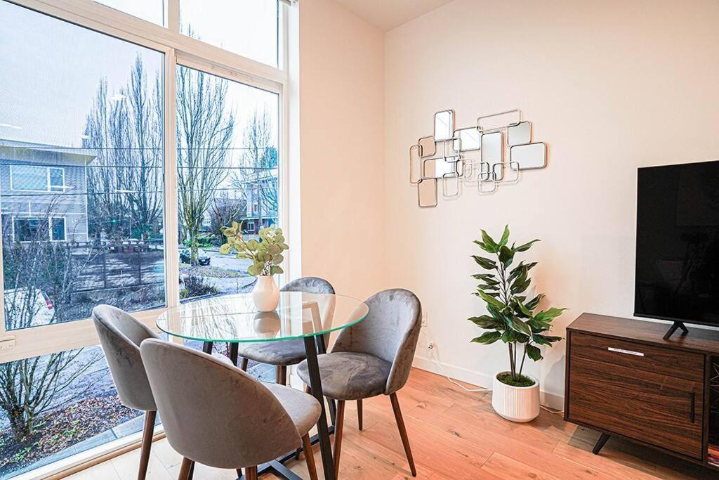 Modern Home, Rooftop View, 3 Block Beacon Station Seattle Buitenkant foto